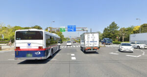 千葉県浦安市_多車線